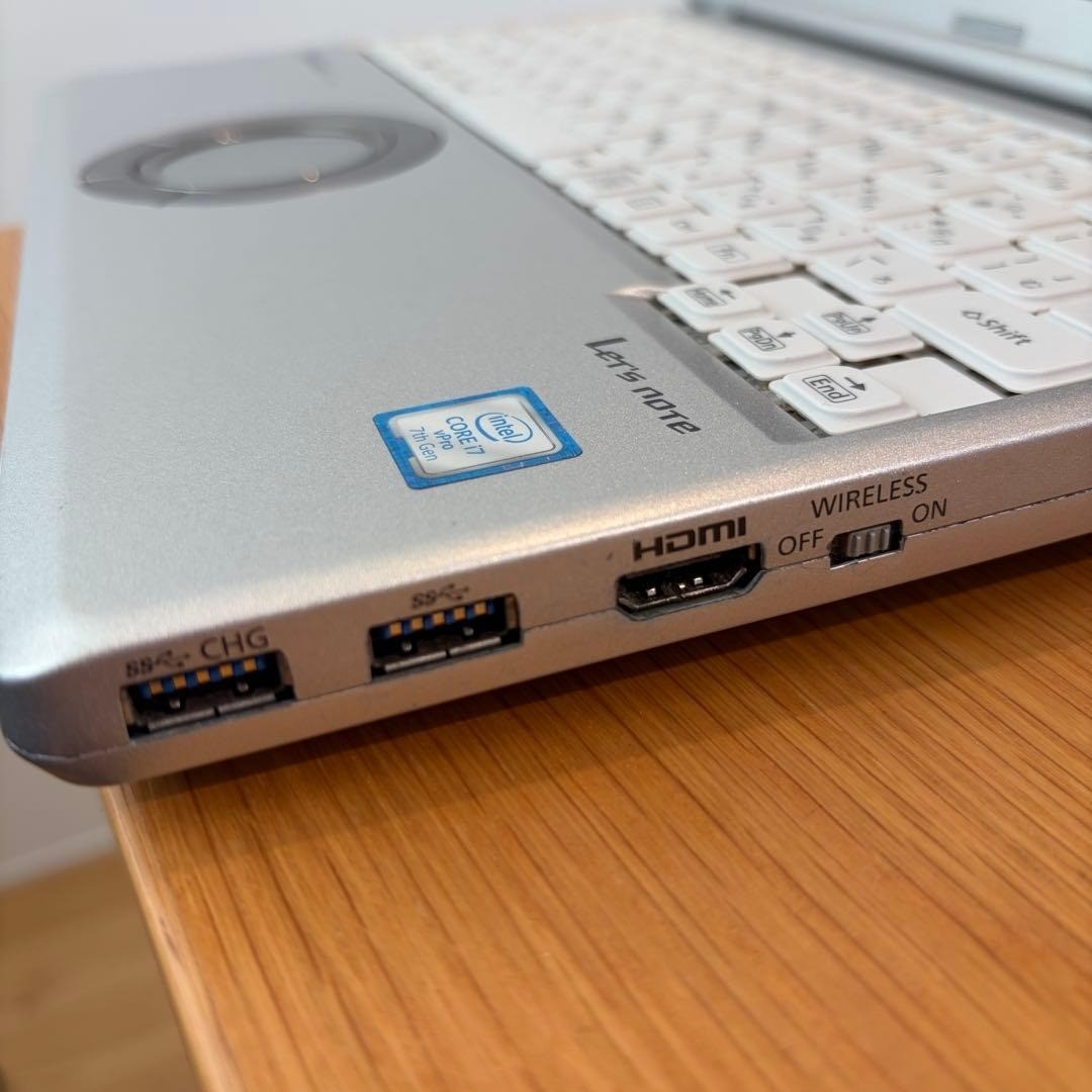 Panasonic Toughbook (Let's note) CF-SZ6 Core i7-7500U 16GB SSD