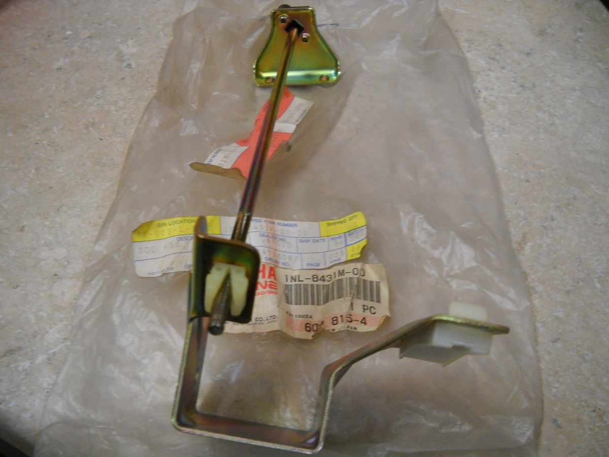 NOS OEM Yamaha Headlight Rod Assembly 1986-1993 XVZ1300 1NL-8431M