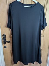Uniqlo Black Dress Size L Short Sleeve Round Neck Pockets Relaxed