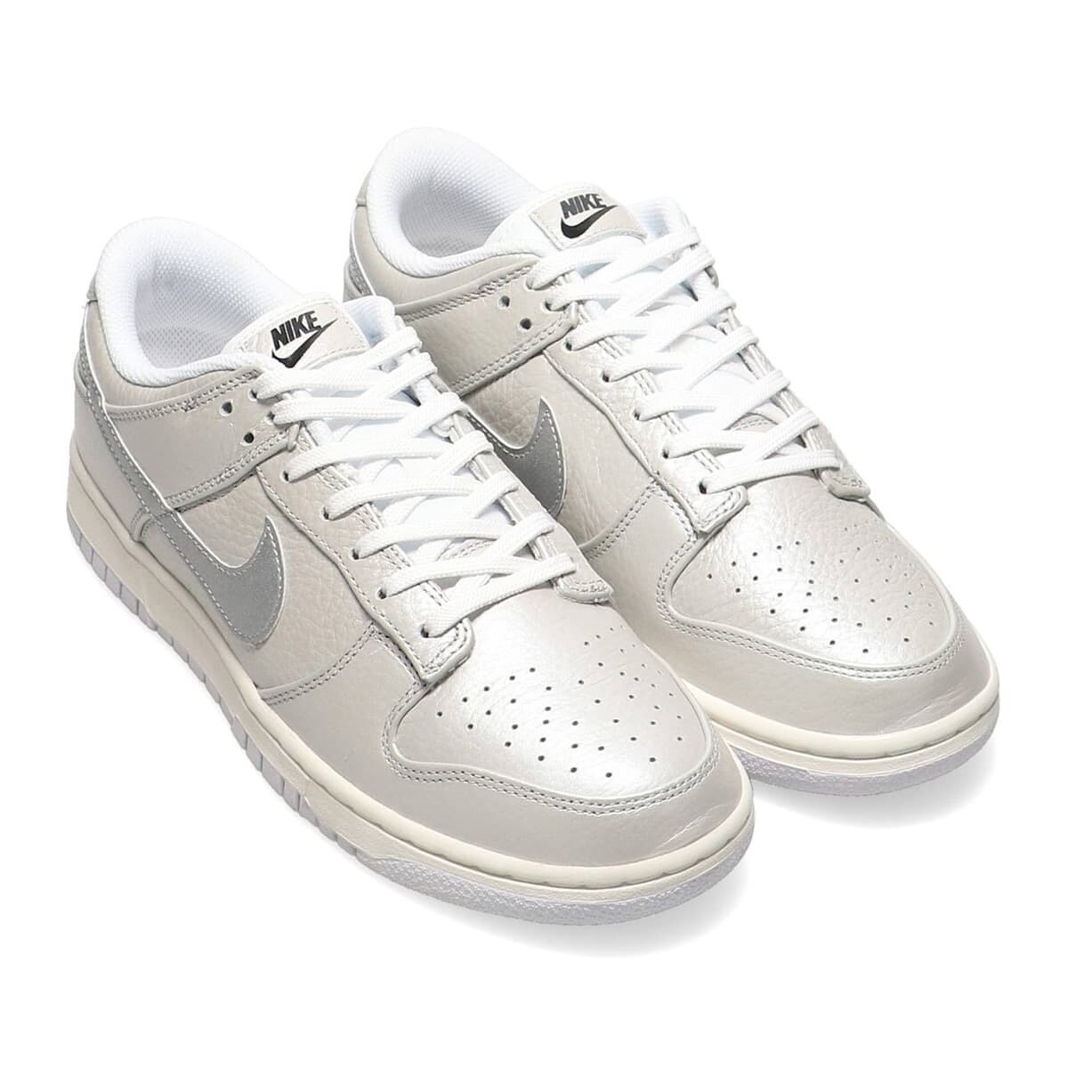 NIKE Men 10.5US   Dunk Low Seasonal Edition Silver Dx3197-095 Se