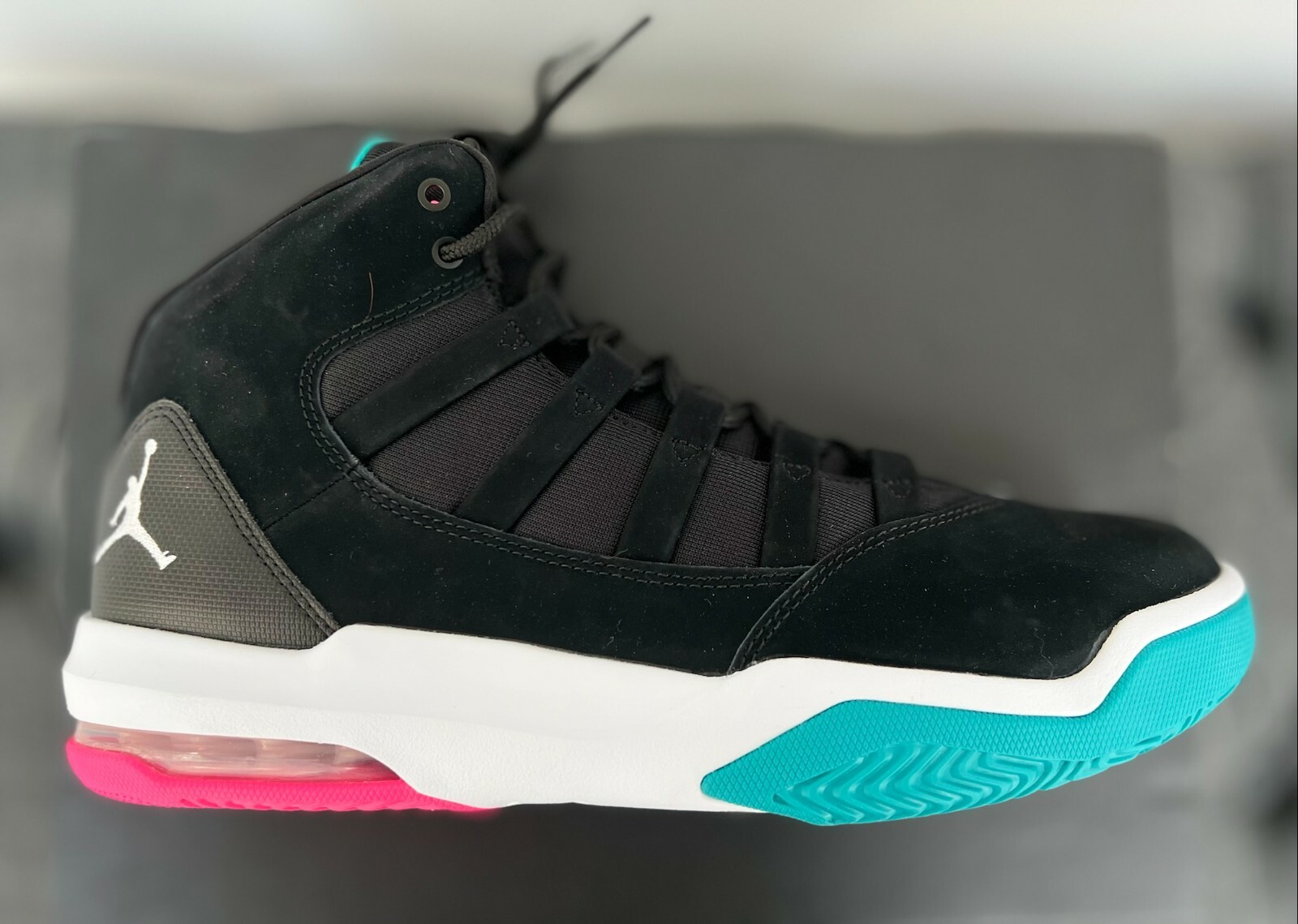 Jordan Max Aura Black White Turbo Green 