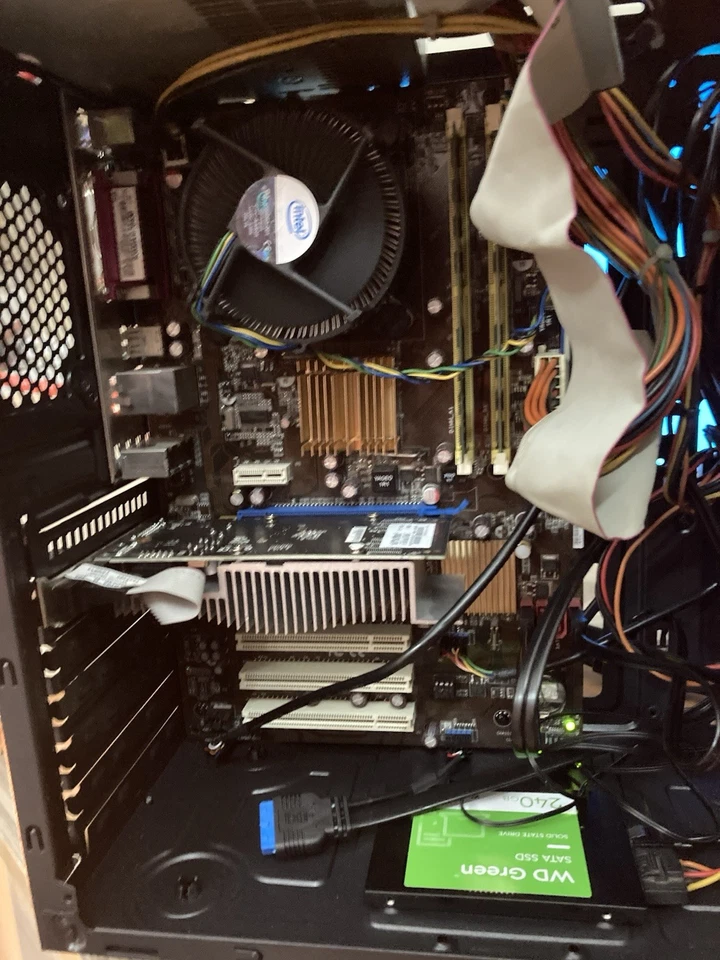 pc desktop Intel®Q9550/RAM 4GB/ SSD240/GPU NVIDIA210/WIN11 - Immagine 3 di 4