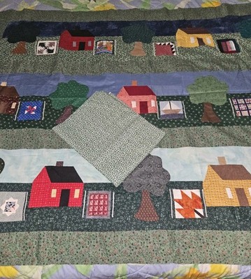 Adorable Patchwork & Appliques Houses/Village Quilt Top 43 X 57 & 2 Yards Fabric