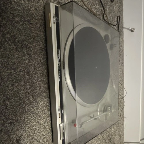 Technics SL-Q200 Quartz Direct Drive Turntable Silver Black 33/45RPM RCA