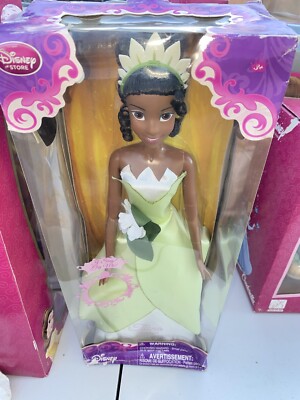 DISNEY STORE PRINCESS AND THE FROG  TIANA  SINGING DOLL  RARE