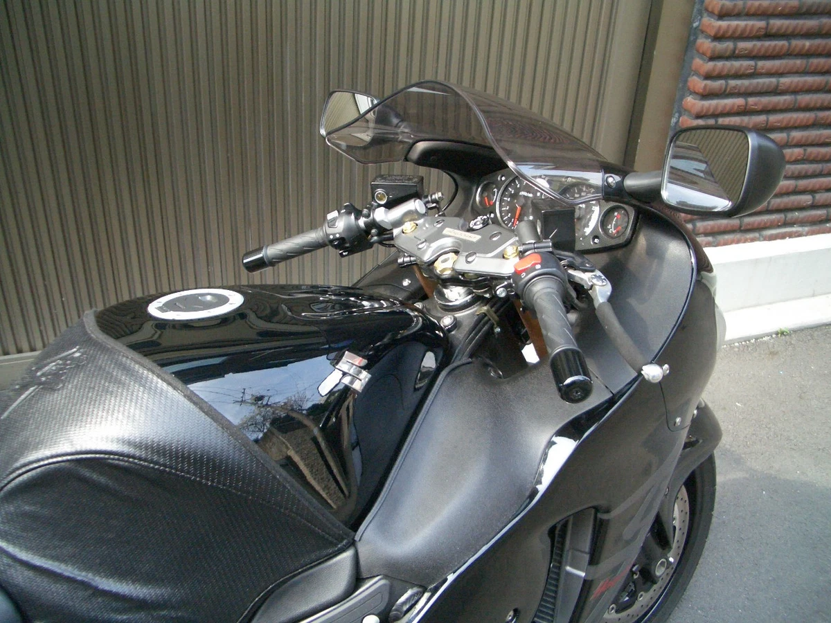 HELIBAR Suzuki GSX1300R Hayabusa 1999 2007 HeliBars TracStar Handlebar Risers