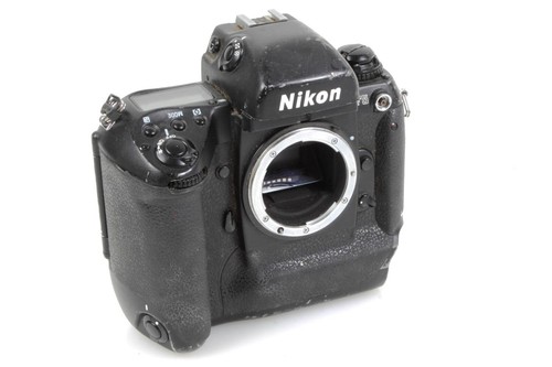 Nikon Nikkormat EL Black – Boîtier Argentique SLR, 35mm, Usé, N°5149743