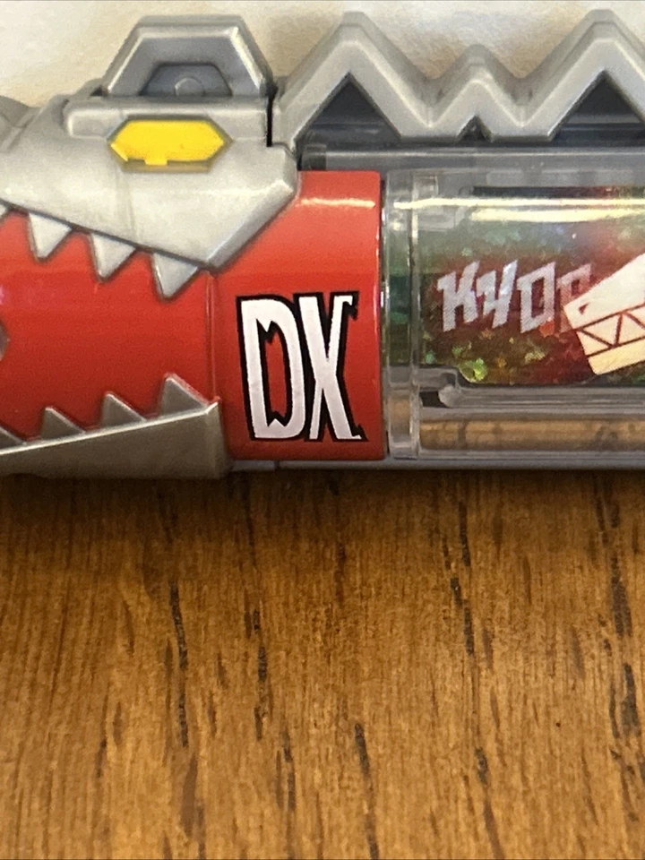 Batería Power Rangers Super Sentai Dino Charge DX KYORYUGER Zyudenchi Dino Bandai Foto 2 de 4