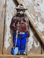 VINTAGE SMOKEY THE BEAR PORCELAIN SIGN OLD US FOREST SERVICE NATIONAL PARK FIRE