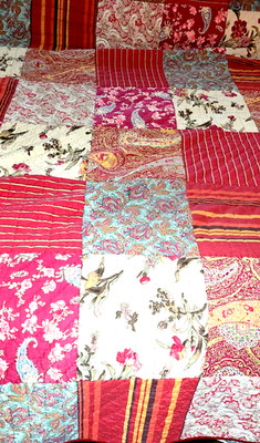 5 PC POTTERY BARN Georgia King Patchwork Quilt Bedspread Rev 4 Sham Red See Desc