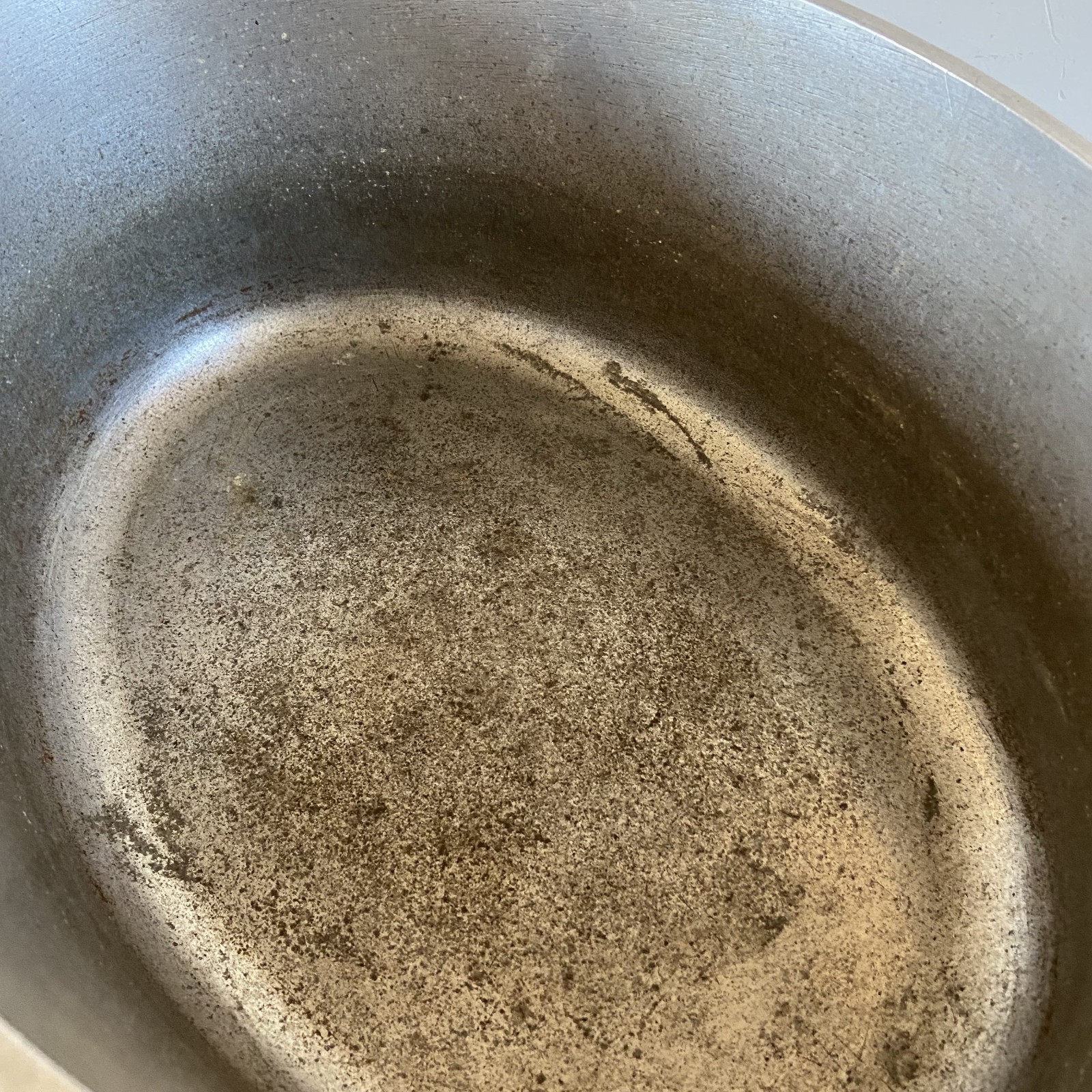 Vintage Heavy Aluminum Oval Dutch Oven Roaster with Lid 6 Quart Dutch Oven