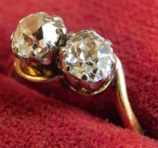 OLD CROSSOVER YELLOW TINGE DIAMOND UNMARKED 18CT 18K GOLD + PLATINUM LADIES RING