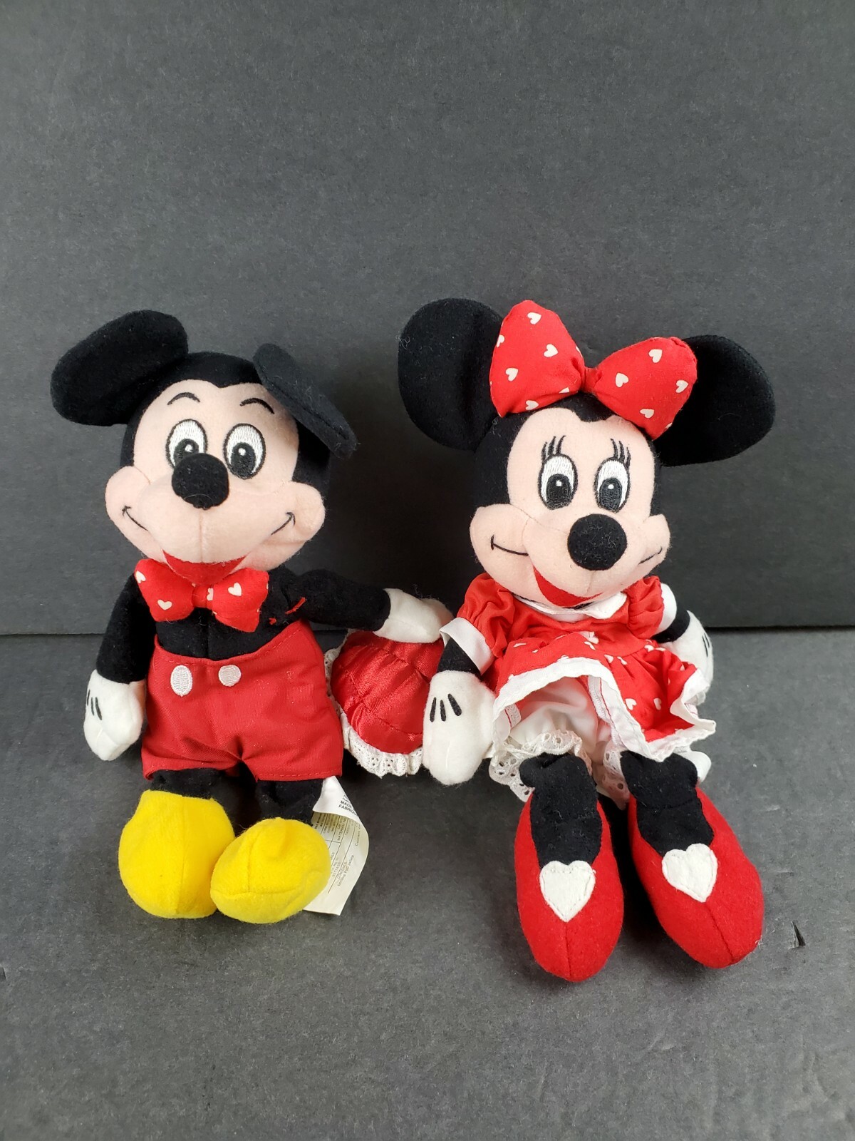 minnie mouse toys disney store