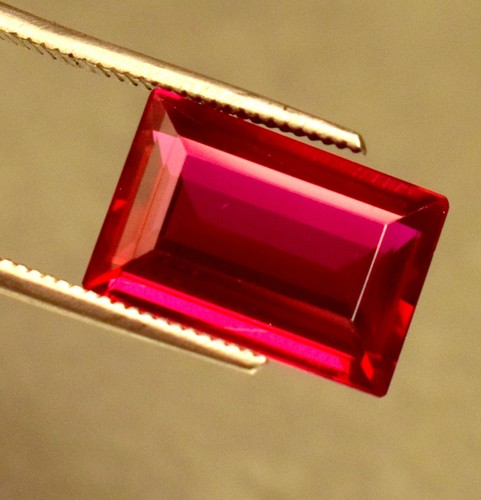 5.40 ct MOZAMBIQE Certified Red Ruby Glass Filled BAGUETTE Cut Loose Gemstone - Picture 2 of 5