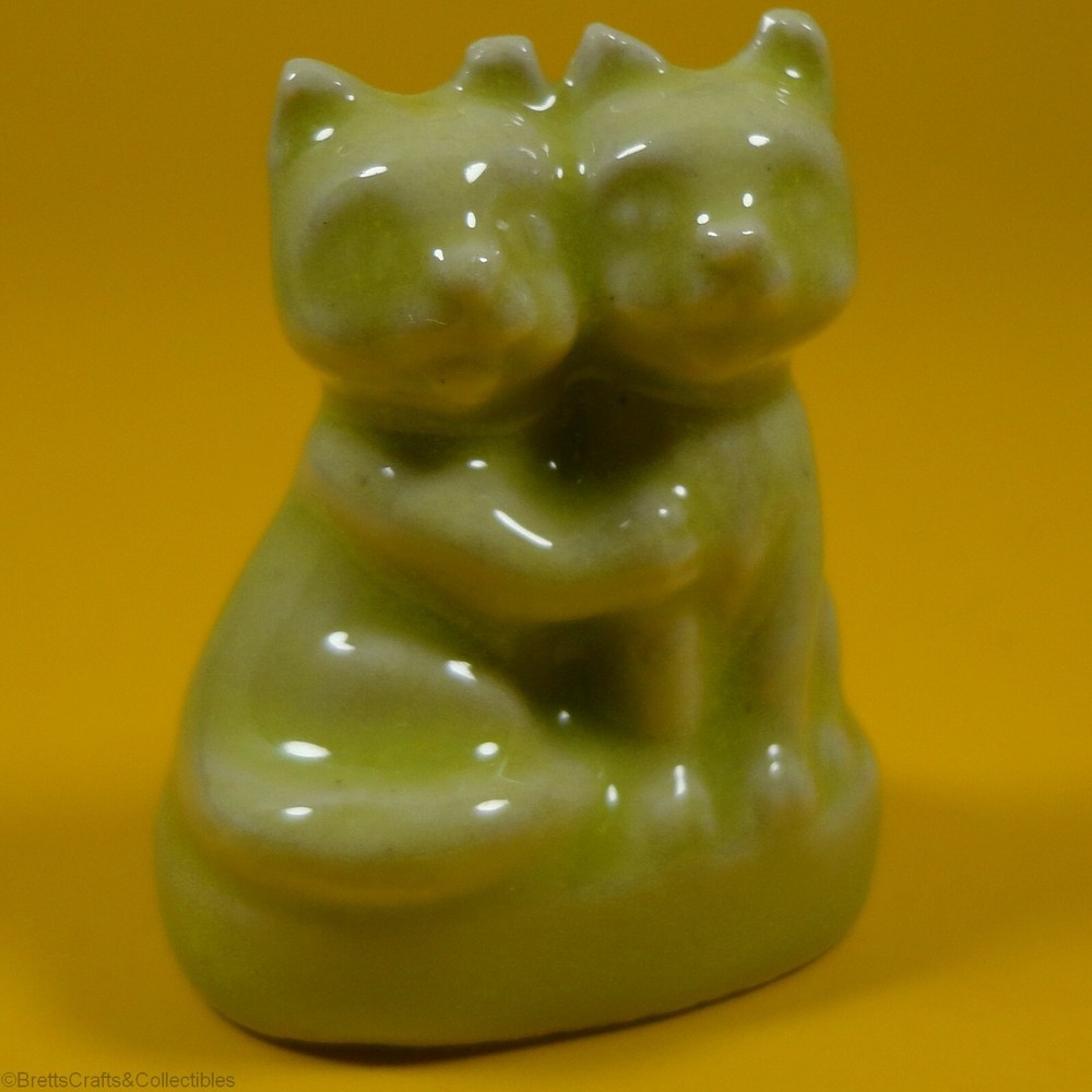 Wade Whimsies (2006/08 - Set #6) USA Red Rose Tea Pet Shop Friends Lime Kittens
