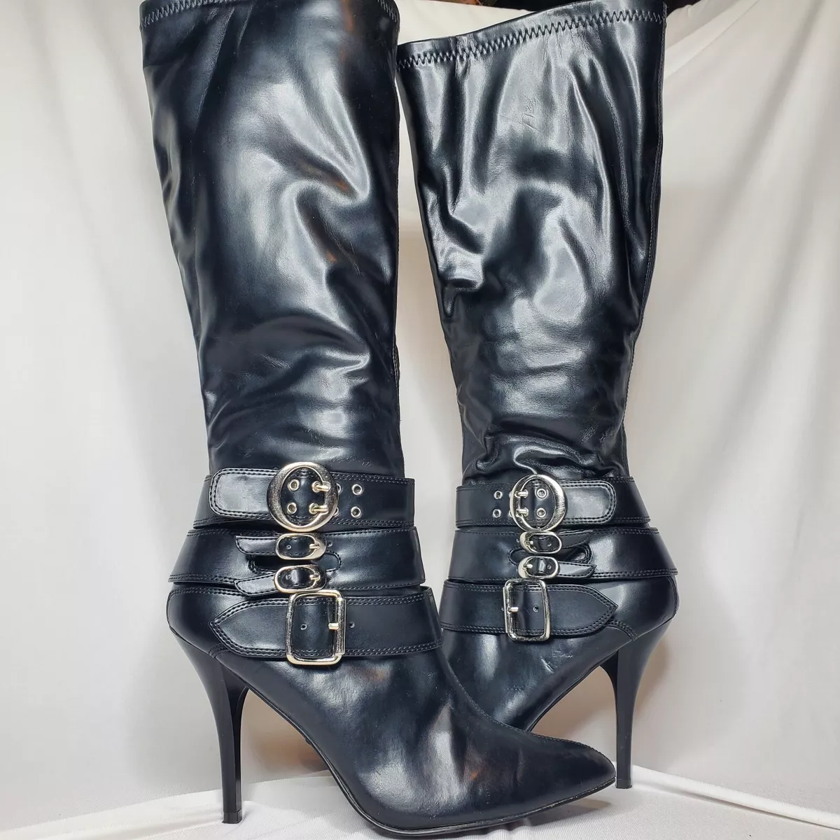 Knee high top stiletto black boots