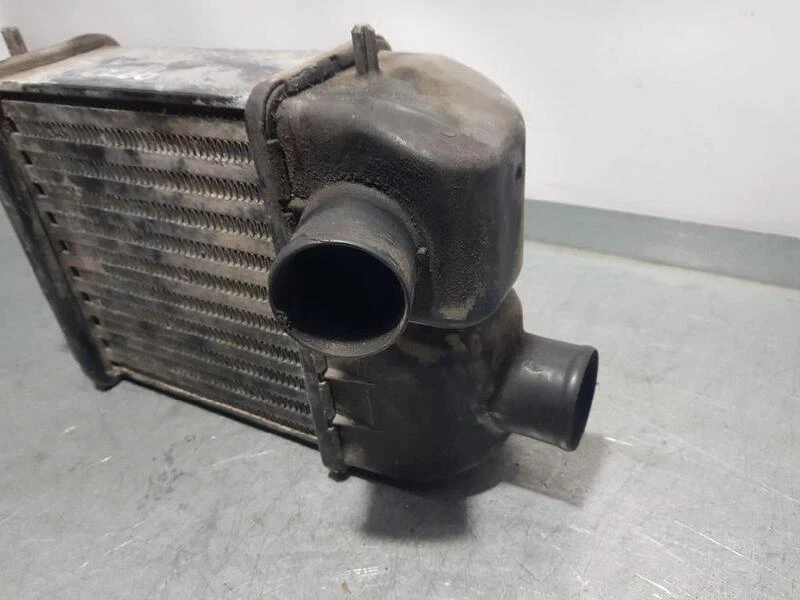 3674642 ladeluftkühler für JEEP CHEROKEE (XJ) 2.1 TD BASICO 1987 Foto 2 de 4
