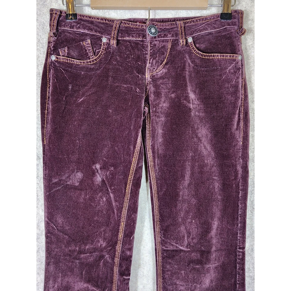 GUESS JEANS Ruby Red Velvet Low Rise 90s Club Party Retro Pants SZ 27 - Image 3 of 4