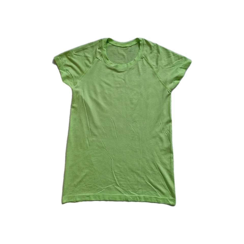 Camiseta Top Lululemon Verde Rayas Swiftly Tech Manga Corta Cuello Redondo. Reino Unido 10. Foto 3 de 4