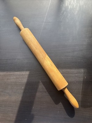Vtg One-Piece Wooden Rolling Pin Solid Wood Turned Handles Rustic 18 