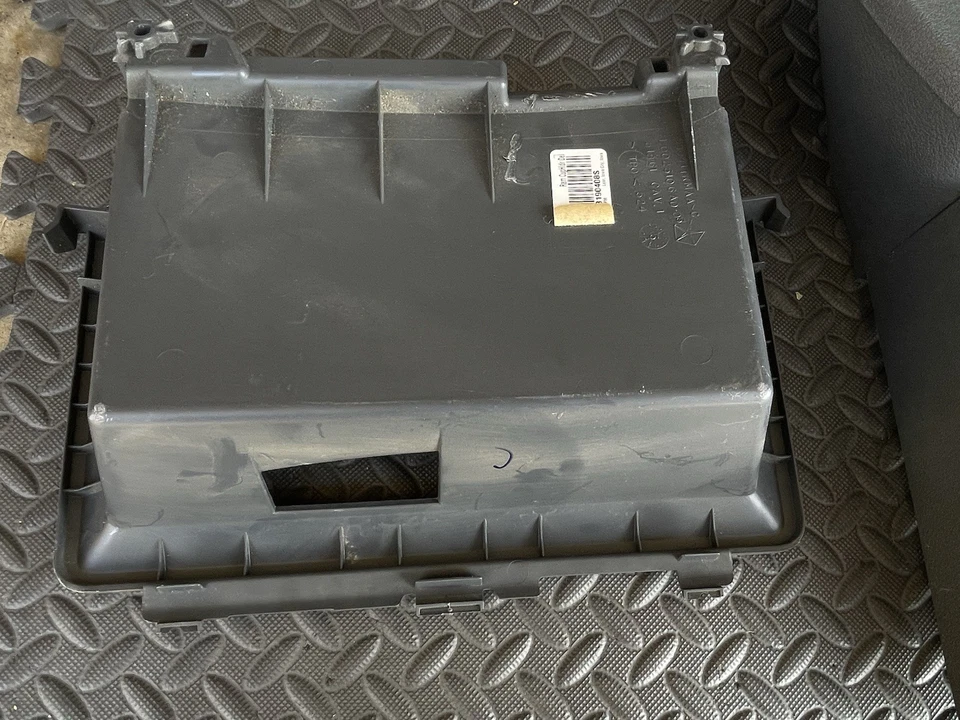 2006-2008 Dodge Ram 1500 2500 Floor Console Cup Holder Manual 3500 Gray - Image 4 of 4