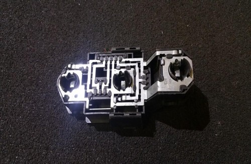 3a9945257 Lampenträger Rücklicht Rückleuchte innen Heckklappe  DE159921-14