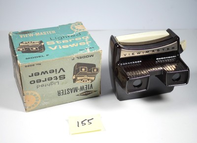 View-Master Lighted Viewer model F 2026 - SERVICED by DRT +LED bulb works great