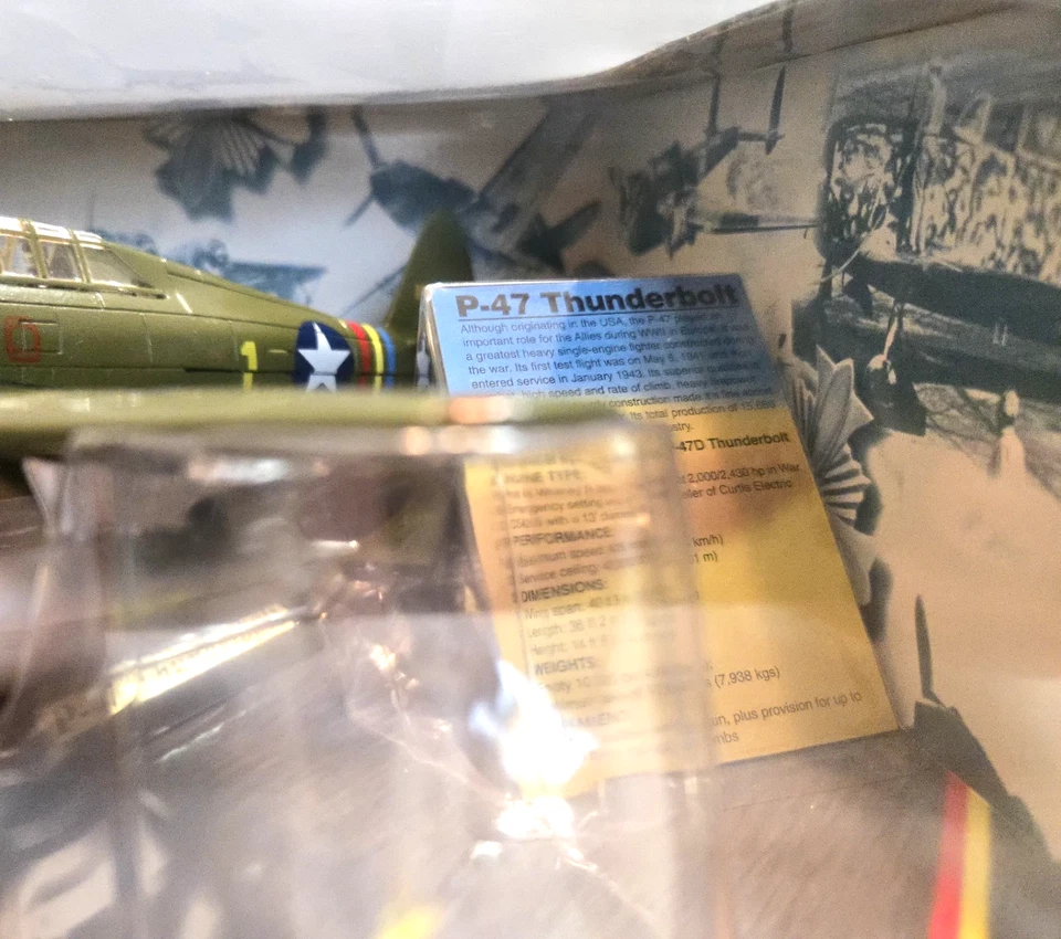 Avión de metal/plástico fundido a presión Motor Max P-47 Thunderbolt escala 1:48 #76316 Foto 4 de 4