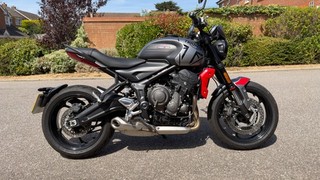 Triumph Trident 660
