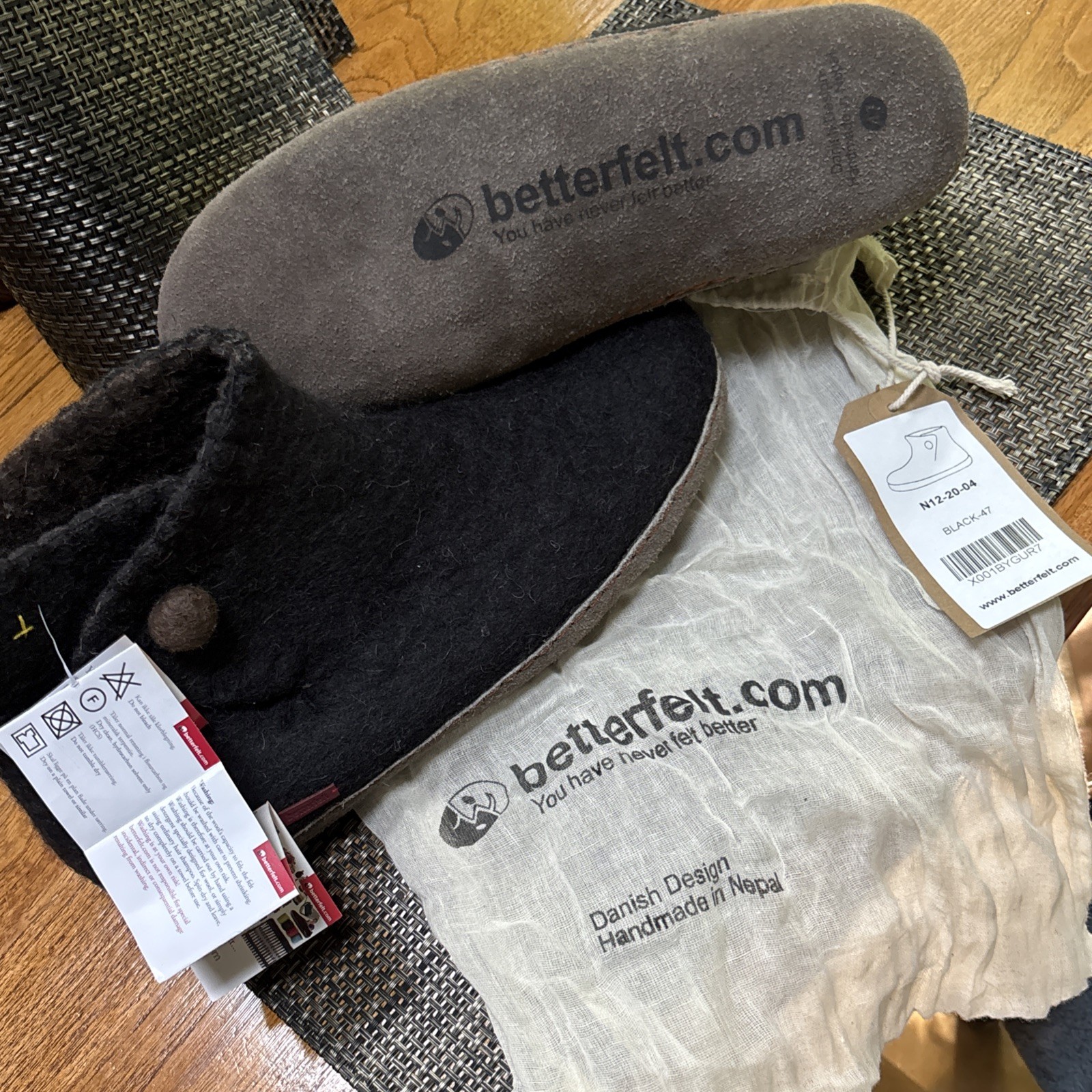 SAOLA Pantofole stivali Betterfelt nuove con etichette taglia EU 47 nere con suola in pelle margherita