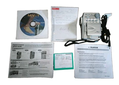 FUJIFILM MV-1 Digital Camera SAMMLERSTÜCK vollfunktionsfähi Silber Retro Technik - Bild 1 von 4