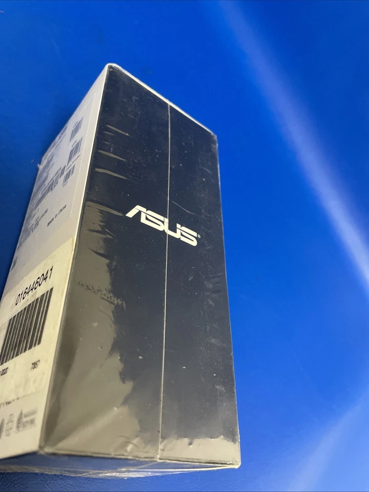 GENUINE Asus Chromebit CS10 (eMMC, 16GB) ChromeOS PC Stick - Image 2 of 3