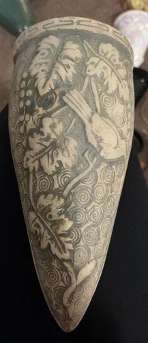 Red Wing Union Green Stoneware Bird Wall Pocket Vase Relief Art Deco 1920s 10"