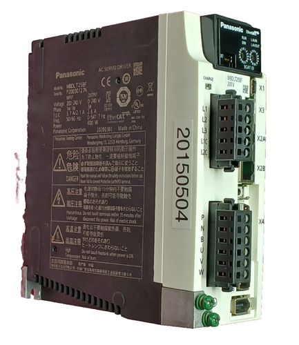 Panasonic AC Servo Driver MBDLT25BF 400W EtherCAT 200-240V 3,1A 50/60Hz | 2kg - 第 1/5 張圖片