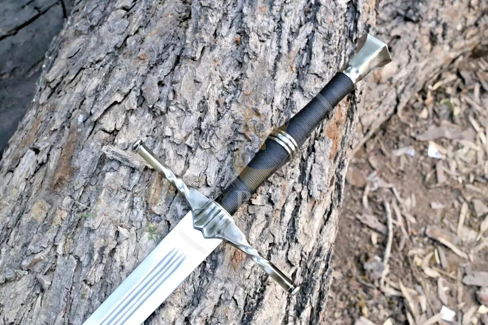 巫师剑 - 里维亚杰洛特之剑 - 大剑和猫剑 — 第 3/4 张图片