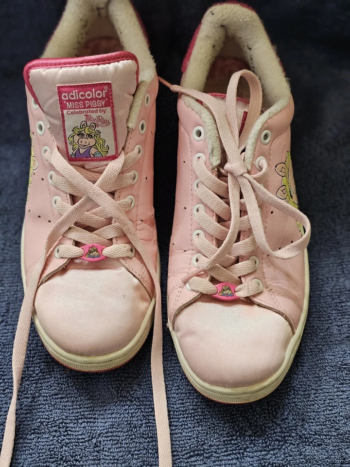 Rare Adidad Miss Piggy Sneakers Size 10 - Image 3 of 4