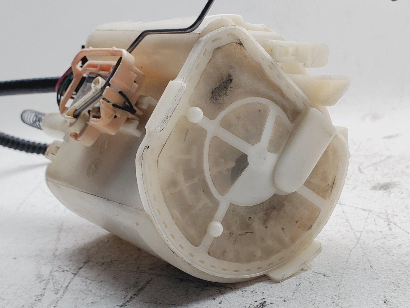 20022006 MERCEDES CCLASS C240 FUEL PUMP ASSEMBLY OEM eBay