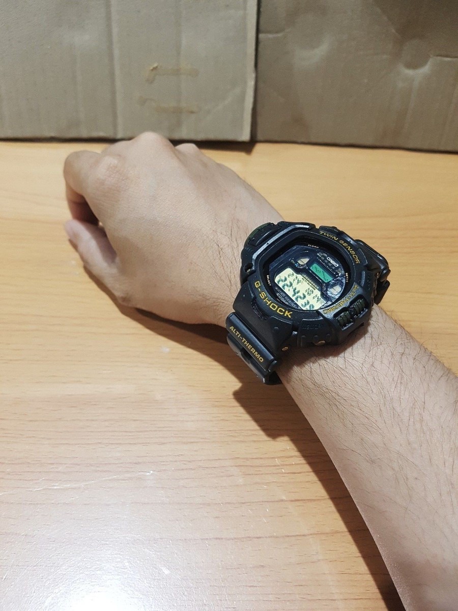 Vintage G-Shock Sky Force Pilot DW6700 Baro Alti Temp Japan Rare