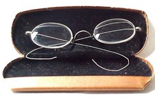 Antique EYE GLASSES With CASE