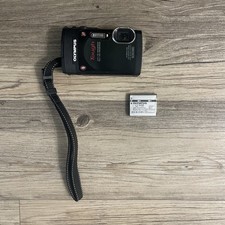 Olympus Stylus Tough TG-850 Digital Compact Camera Working w/ 5x Optical Zoom