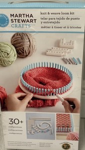 Martha Stewart Crafts Knit and Weave Loom Kit by Lion Brand Yarn Company NEW