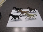 5 VINTAGE MARX FORT APACHE, CAPTAIN GALLANT PLAYSET HORSES 54MM