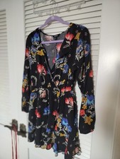 Express 100% Rayon Floral Print Faux Wrap Dress Size Medium