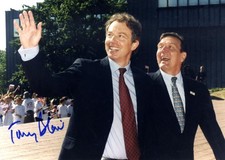 Tony Blair PRIME MINISTER UNITED KINGDOM autograph, signed photo