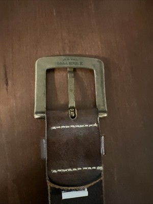 Banana Republic Leather Belt Brown with Brass Buckle Medium 1.5  W x 39  L
