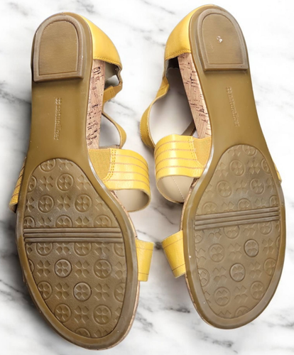 Naturalizer Women's Longing Mustard Yellow Leather Sandals Size 9 W - Picture 4 of 5