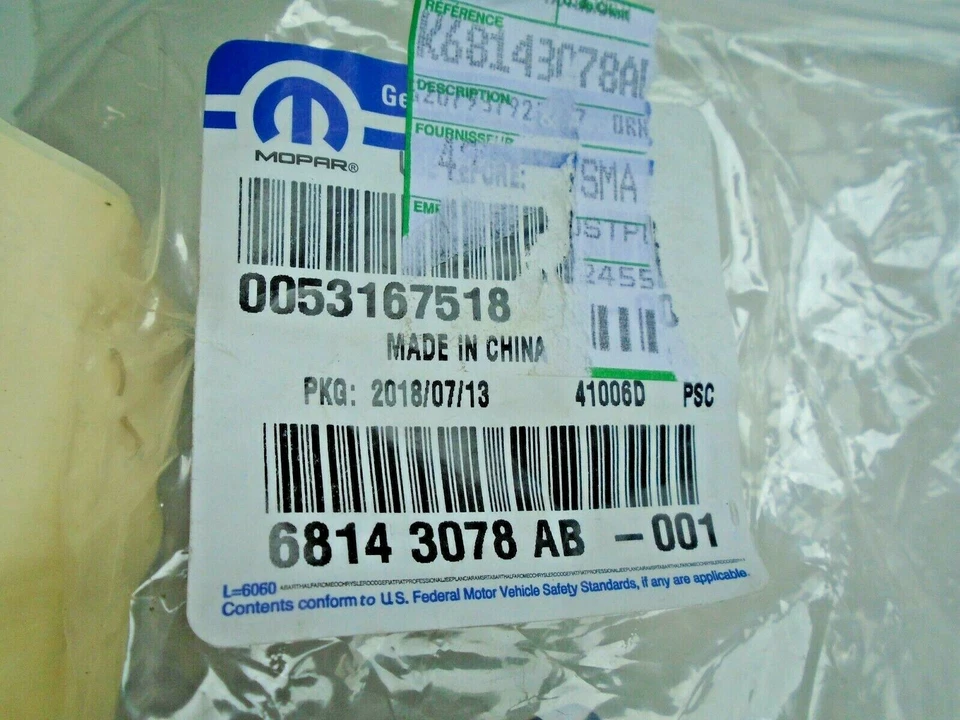 Genuine Mopar Fog Lamp Bezel Right 68143078AB Jeep Grand Cherokee 2014-2016 - Image 2 of 4