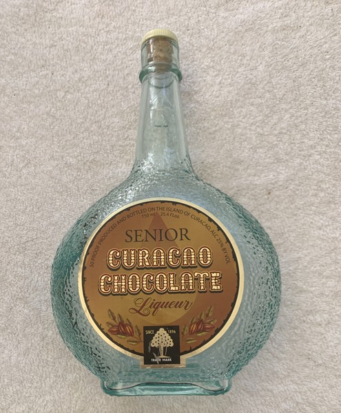 Botella vacía vintage de licor de chocolate para personas mayores de Curazao con tapa de corcho