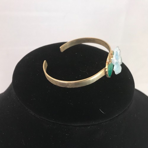 Vintage 60's La Lique Frosted Faux Crystal Flower Cuff Bracelet New Old Stock - Picture 6 of 9