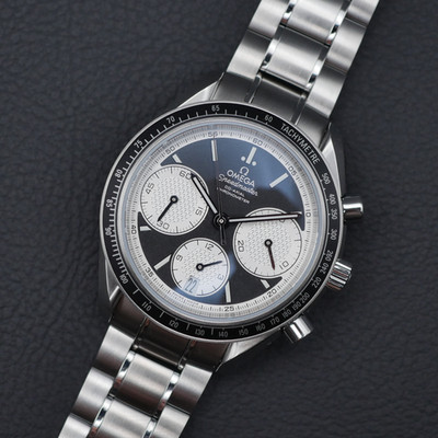 NEU - OMEGA Speedmaster Racing - 32630405001002 - Stickered - ''Reverse Panda''